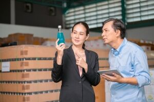 Manufacturers Outselling with Insights | Live Webinar + On-Demand